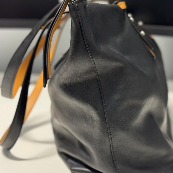 NWT VERA BRADLEY Gallatin Genuine Leather Large Shoulder Tote Bag Black 22318481 - Picture 4 of 9